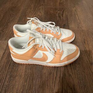Nike Dunk Low ‘Harvest moon’